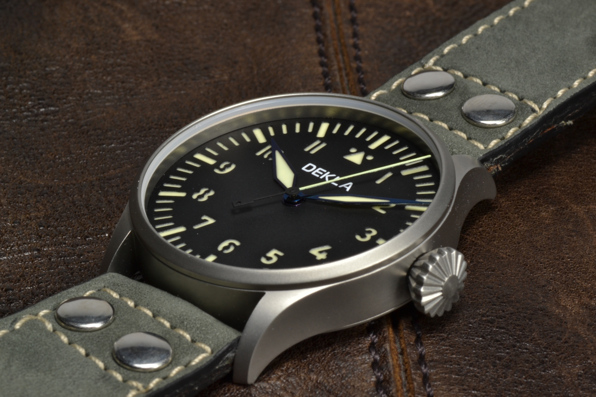 Dekla pilot watch hot sale